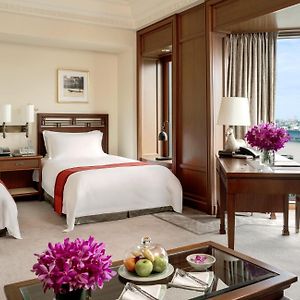Grand Deluxe Twin Room