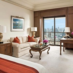 Grand Deluxe King Room