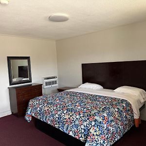 Single Room Private Bathroom