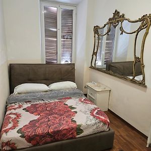 Budget King Room