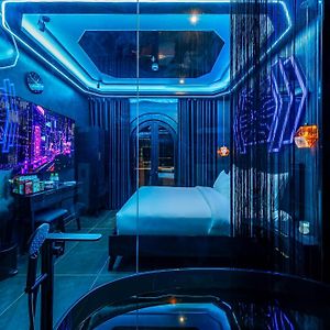 Pynt Hotel 2
