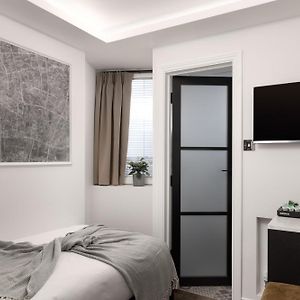 Signature Single Room