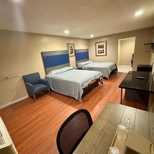 Double Room Two Double Beds Non-Smoking