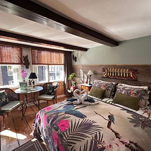 Superior Deluxe Queen Room