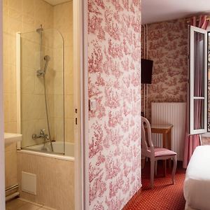 Eiffel Tower Room