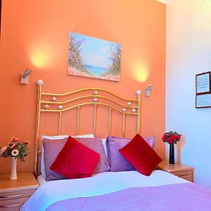Albro House Hotel