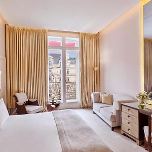 Prestige Room