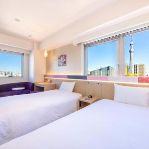 Upper Floors Twin Room