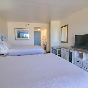 First Floor Queen Room Two Queen Beds