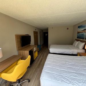 Days Hotel By Wyndham Williamsburg I-64