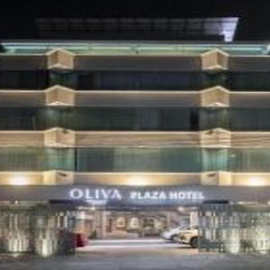 Oliva Plaza Hotel