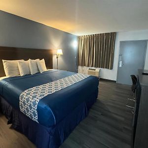 Travelodge By Wyndham Gainesville