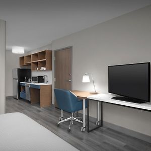 Queen Studio Mobility accessible
