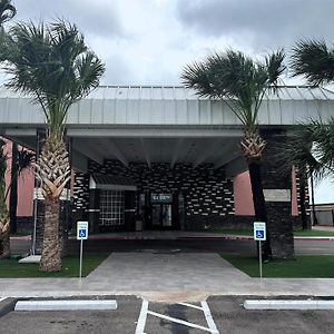 Super 8 By Wyndham Corpus Christi Airport