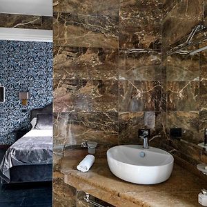 Via Veneto Suites