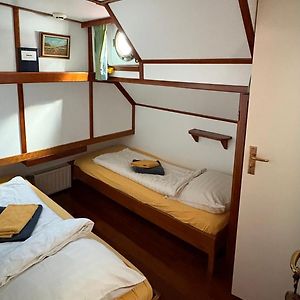 Hotelboot Zwaan