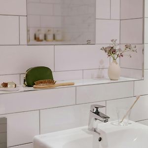 Studio Apartment Double Bed