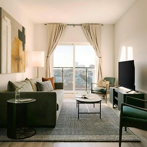 Superior One-Bedroom Apartment