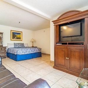 Superior King Suite