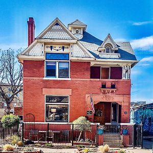Off Broadway B & B