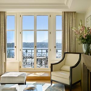 Collection King Suite