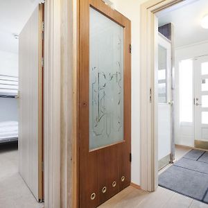 Dormitory Room Mixed