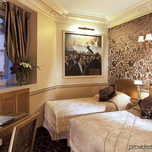 Privilege Triple Room