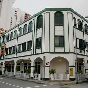 Footprints Hostel, Singapore