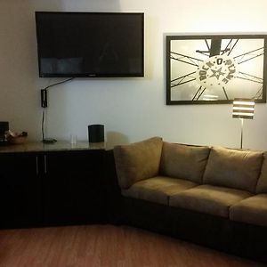 Mini Suite
