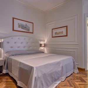 Large King Room