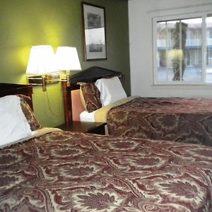 Holiday Motel - Fresno