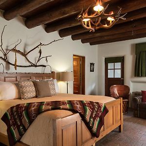 Premium King Room