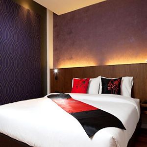 One-Bedroom King Suite