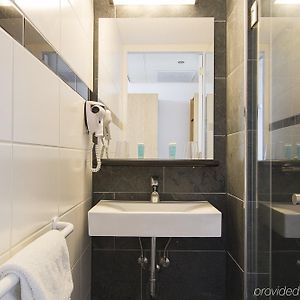 Comfort King Room