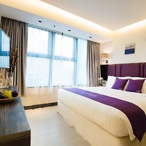 Premium King Room