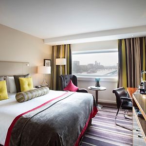 Executive King Room