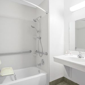 King Room Mobility Access or Non-Smoking