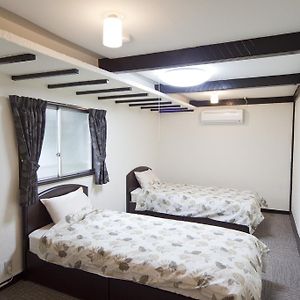 Historic Twin Room Main Building Non-Smoking