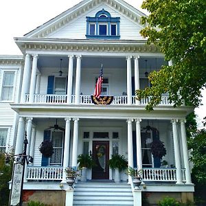 Bisland House Bed And Breakfast