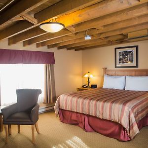 Signature King Room