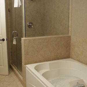 Premium King Room