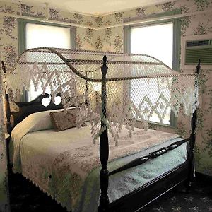 Castlemaine Inn