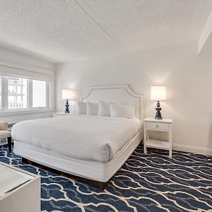 Premium King Room