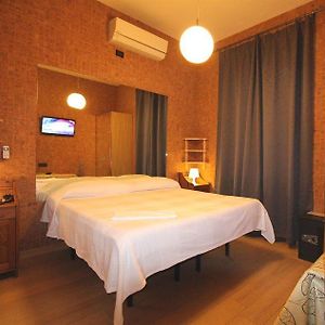 Roma Inn