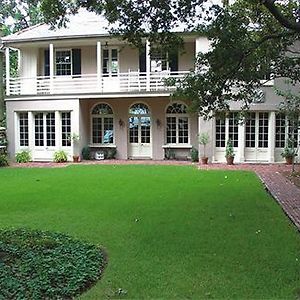 21 East Battery Bed & Breakfast