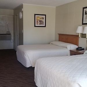 Queen Room Pool View