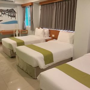 Premier Triple Room