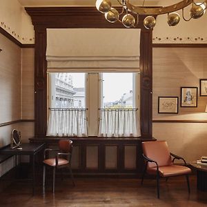 Executive King Room