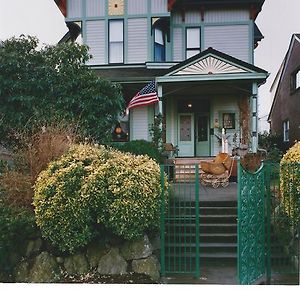 Geiger Victorian Bed And Breakfast