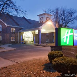 Holiday Inn Express Des Moines-At Drake University, An Ihg Hotel